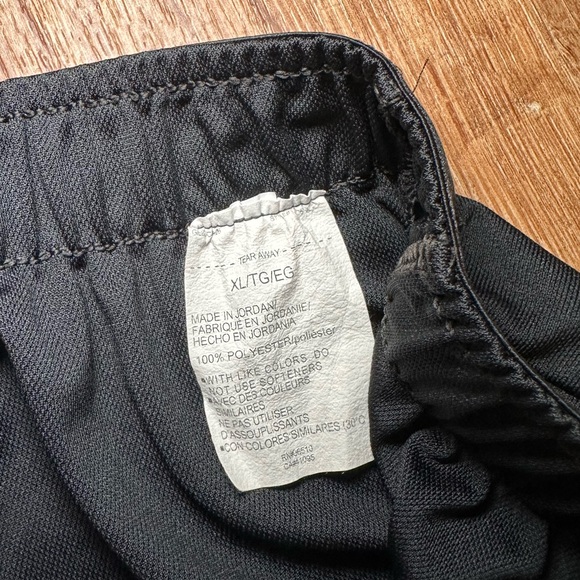 Under Armour Women's Athletic Black & Gray Shorts - Picture 7 of 7